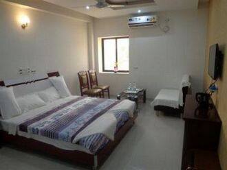 Suhana Guest House, Bodhgaya 4